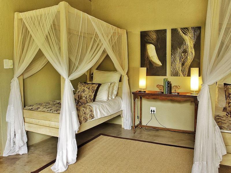 Kambaku River Sands Hotel Hoedspruit Bagian luar foto