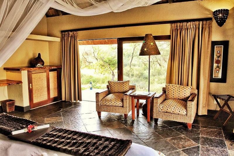 Kambaku River Sands Hotel Hoedspruit Bagian luar foto